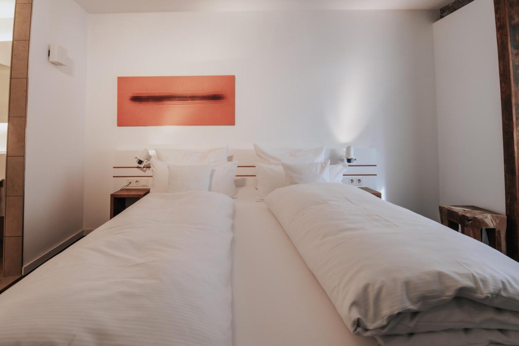 Design Hotel & Restaurant Loewen อูล์ม ภายนอก รูปภาพ