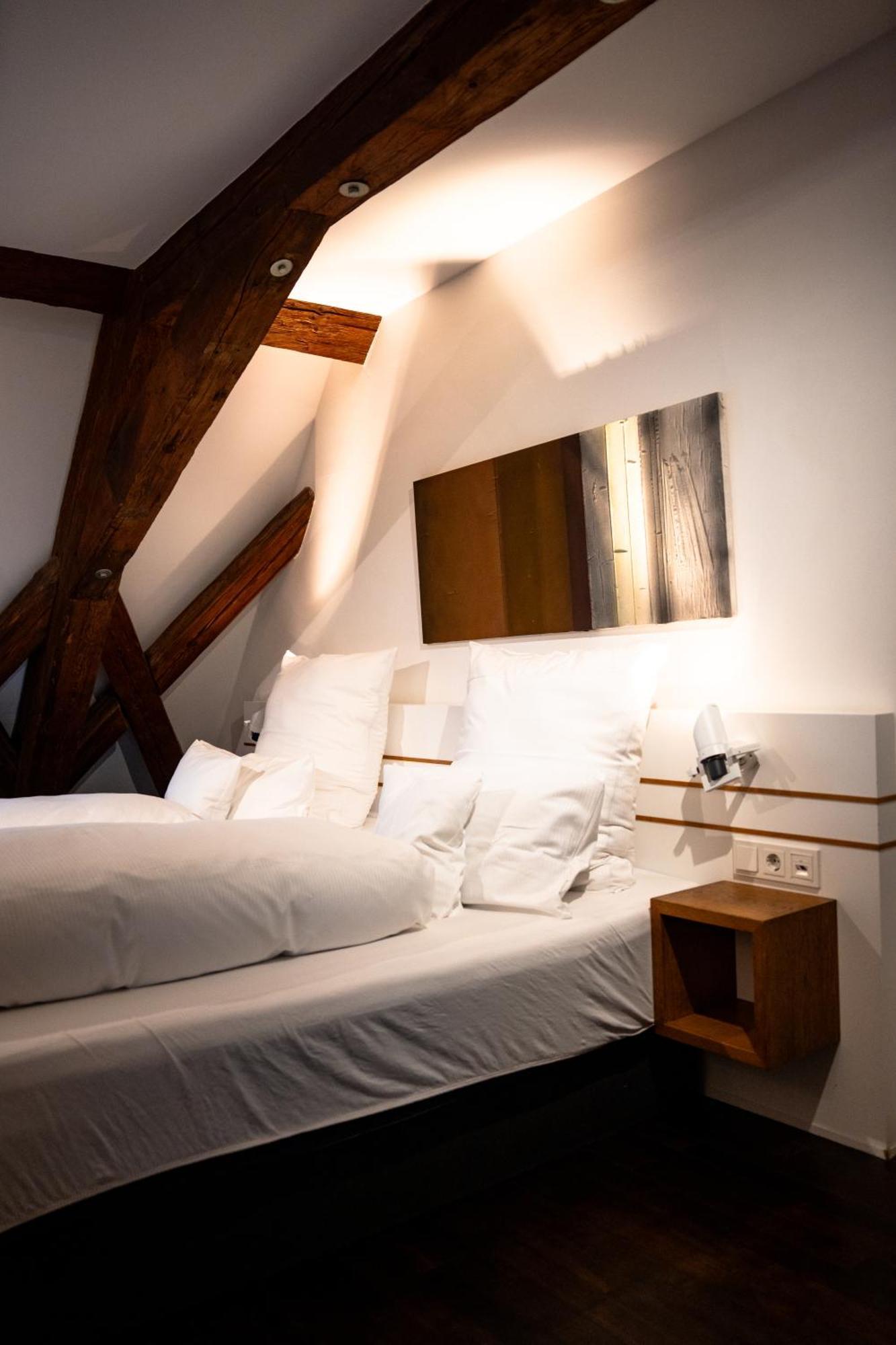 Design Hotel & Restaurant Loewen อูล์ม ภายนอก รูปภาพ