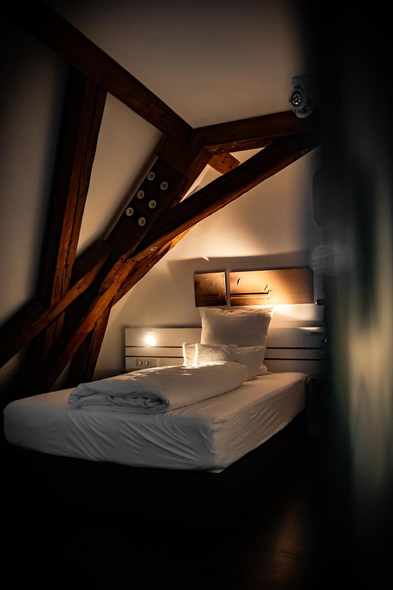 Design Hotel & Restaurant Loewen อูล์ม ภายนอก รูปภาพ